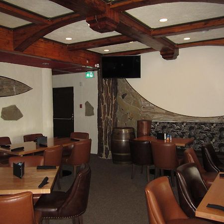 The Pine Inn Chetwynd Extérieur photo